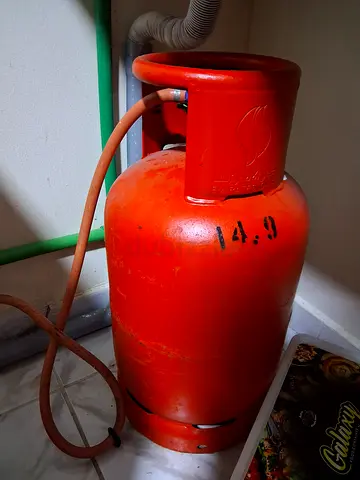 Emirates Gas Cylinder - Dubai
