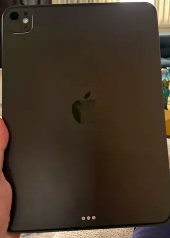 Apple IPad Pro M5 11” TDRA Cellular 256gb 12gb black used in excellent condition 3500 dhs.