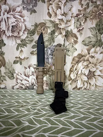Tactical plastic Knife with Sheath - Tan/Black