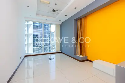 Fitted Office | With Pantry & Division | Vacant