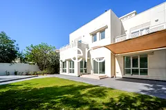 Fully Upgraded | Lake View | Vacant