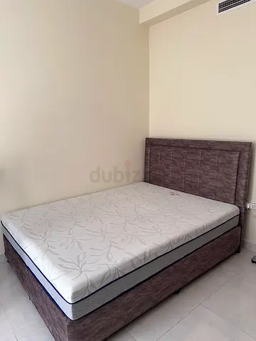 Bed and bed set