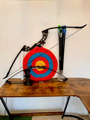 Archery Recurve Bow Set with 30 Arrows and Target