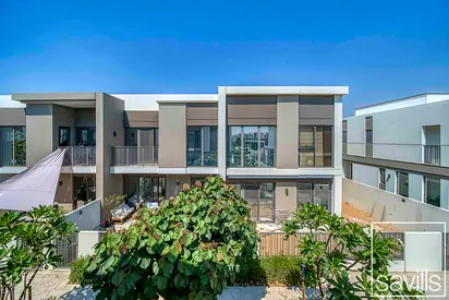 Upgraded | Plot 2400 sq.ft. | Overlooking Park