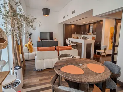 Stunning I Investor Deal I 1 BR plus Study I Prime Area
