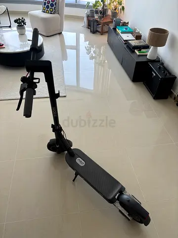 Xiaomi Electric Scooter 5 Pro – Very Low Mileage – Bought May 2025