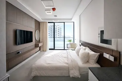 FULLY FURNSIHED | ELEGANT STUDIO | PRIME LOCATION