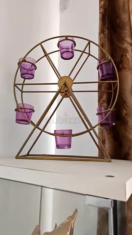 Show piece