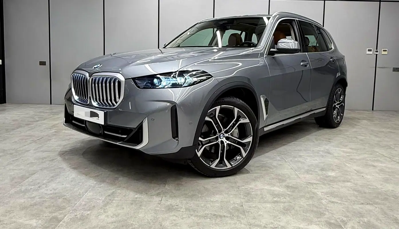 BMW X5 2024 — photo 1 of 20