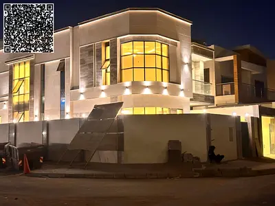 luxurious 5 bedroom Corner villa is available for rent in yasmeen