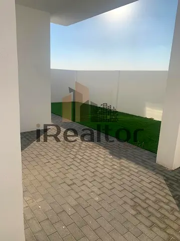Spacious Yard | 3+1 Townhouse | Single Row | Available