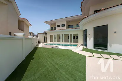 Upgraded | Close to Tip Location | Beach Access