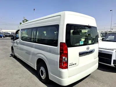 2026 Toyota HIACE — фото 4