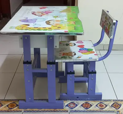 Kids learning table