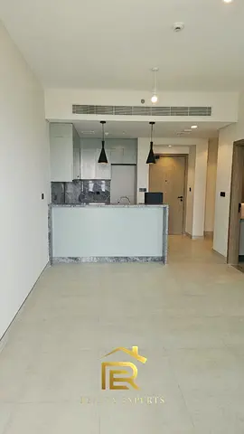 Golf Gate Apartment for Rent – AED 70,000 (Unfurnished)