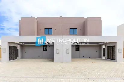 Corner 2BR with Maid | Garden View | Negotiable