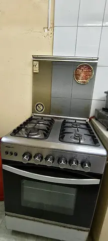 Gas cooker with oven - used, working condition