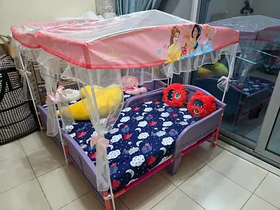 Disney Princess Toddler Bed with Canopy and Deepsleep Anti Liquid Matress (Never opened)