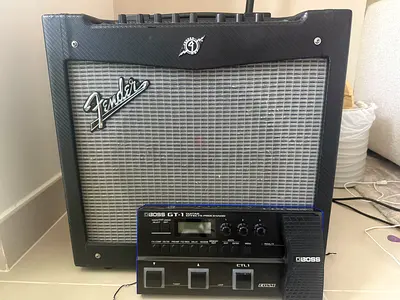 Ultimate Guitar Rig Bundle – Fender Mustang II + BOSS GT-1