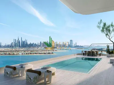 Orla 4BR Duplex| Private Pool |Beach View