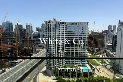 Furnished | Vacant 1BR | Skyline Views