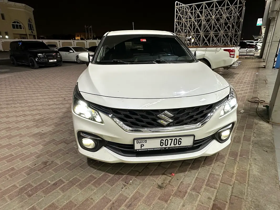 Suzuki Baleno 2023 — photo 1 of 10