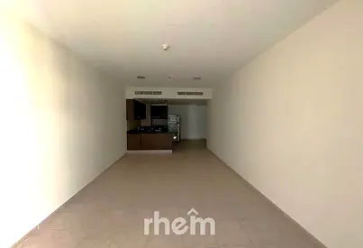 Vacant | Multiple Cheques | Unfurnished