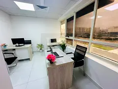 Boost Your Professional Image with Our Impressive Office Space Options