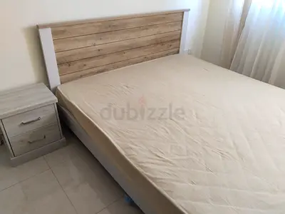King size bed