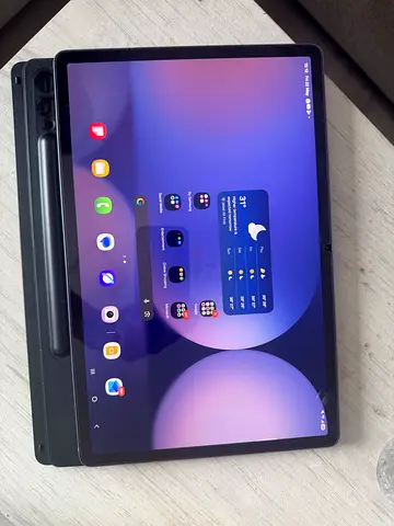 Samsung Galaxy Tab s10+ 5G (like new)