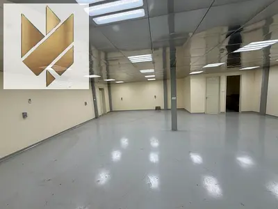 Warehouse and equipped offices for rent in Industrial 13