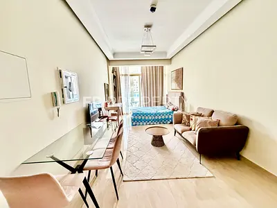 Elegant Studio Living | Spacious | Prime Location | Furnished