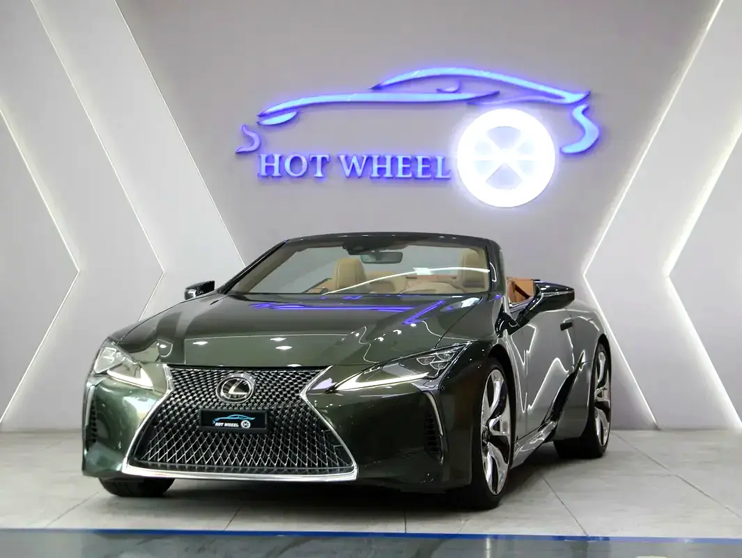 Lexus LC-Series 2024 — photo 1 of 17