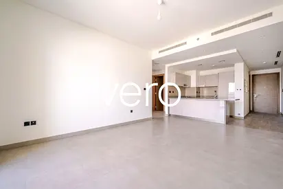 Vacant | 1BR + Study | Motivated Seller