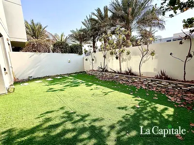 VASTU | VACANT | END UNIT | NEAR POOL AND PARK