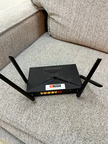 TP-Link Dual-Band WiFi Router (4 Antennas) - Good Working Condition