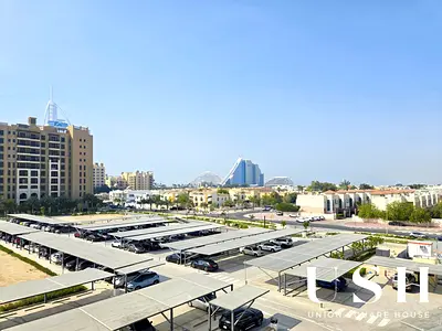 Modern Luxury Apartment | Prime Community Living