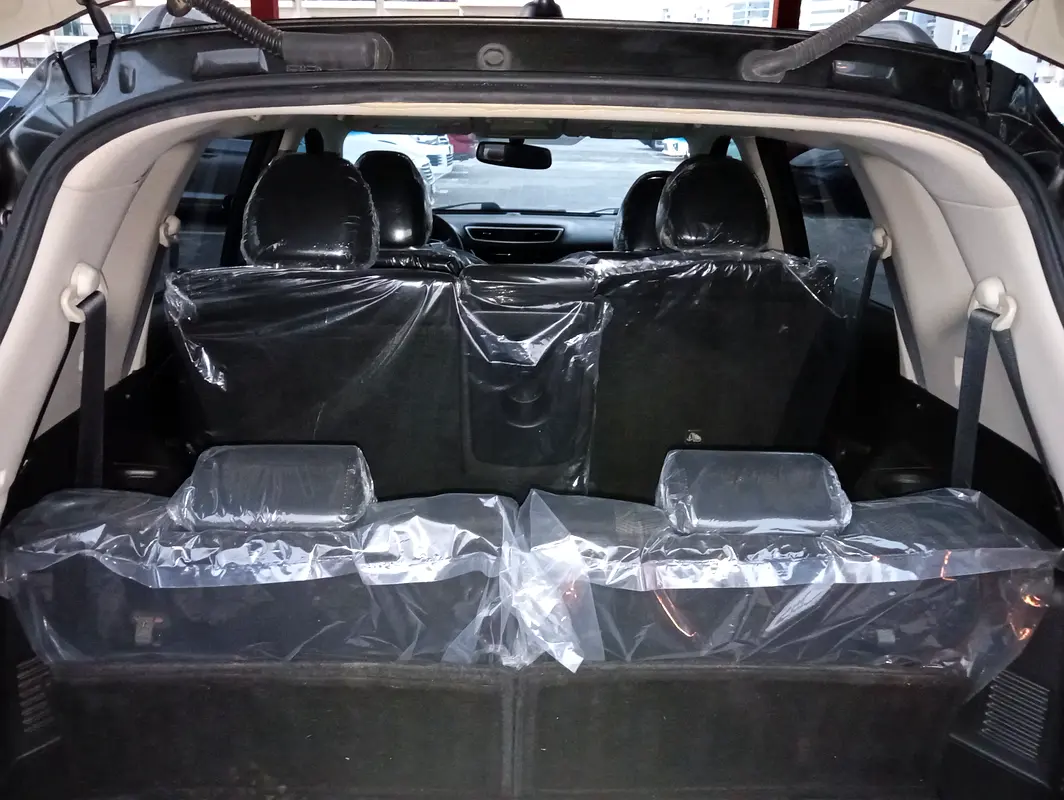 Nissan X-Trail 2015 — photo 1 of 11