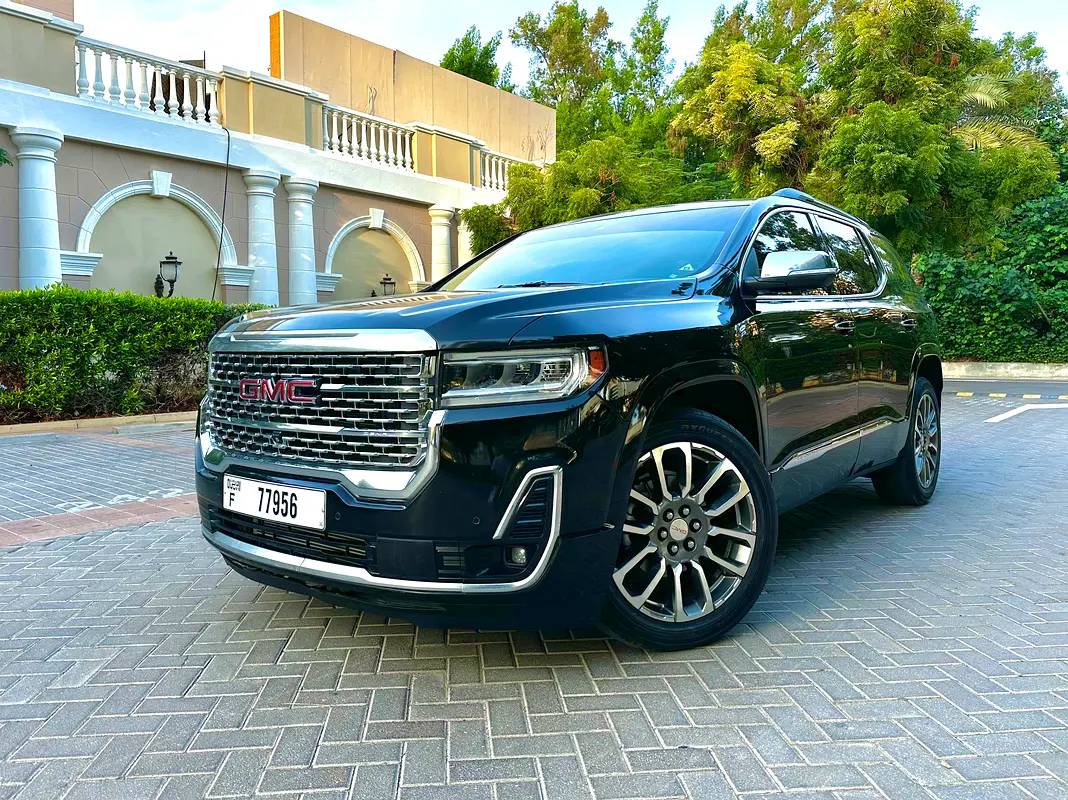 GMC Acadia 2021 — photo 1 of 20