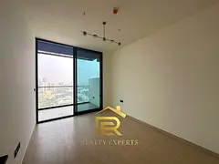 Spacious 1 Bedroom Apartment with City View in Binghatti Corner