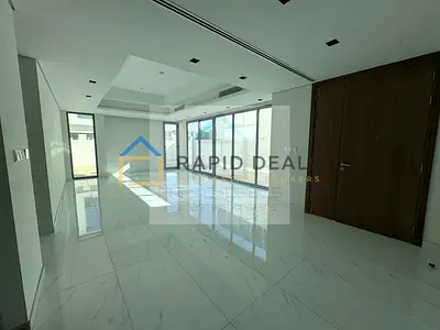Corner Unit | 4BR+M Townhouse on a Huge Plot
