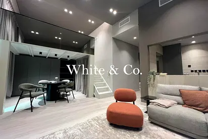 UPGRADED | 861 SQFT | TURNKEY | UNIQUE