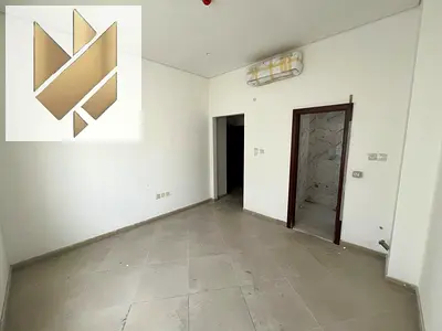 Studio, first tenant, spacious, separate kitchen, in Al Qulayya, 2 minutes from the Corniche, close to all services