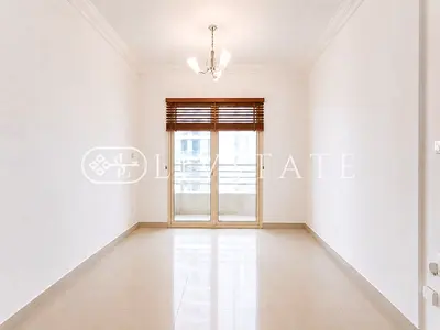 Spacious 1 BR | Vacant| Bright Unit | High Floor