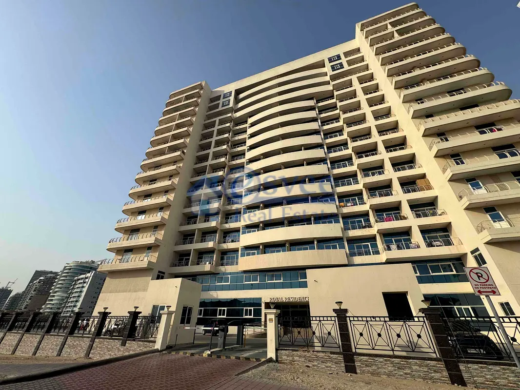 FULLY FURNISHED | POOL VIEW STUDIO APPARTMENT AVAILABLE FOR RENT IN ROYALE RESIDENCE 1