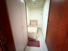 Super clean Single room with attached washroom for rent near Sahara Center