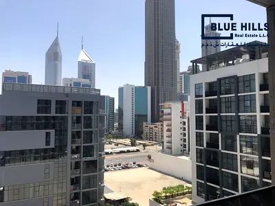Stunning 2 BR Apartment with Balcony in Al Satwa