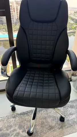 Black Leather Executive Office Chair - Great Condition