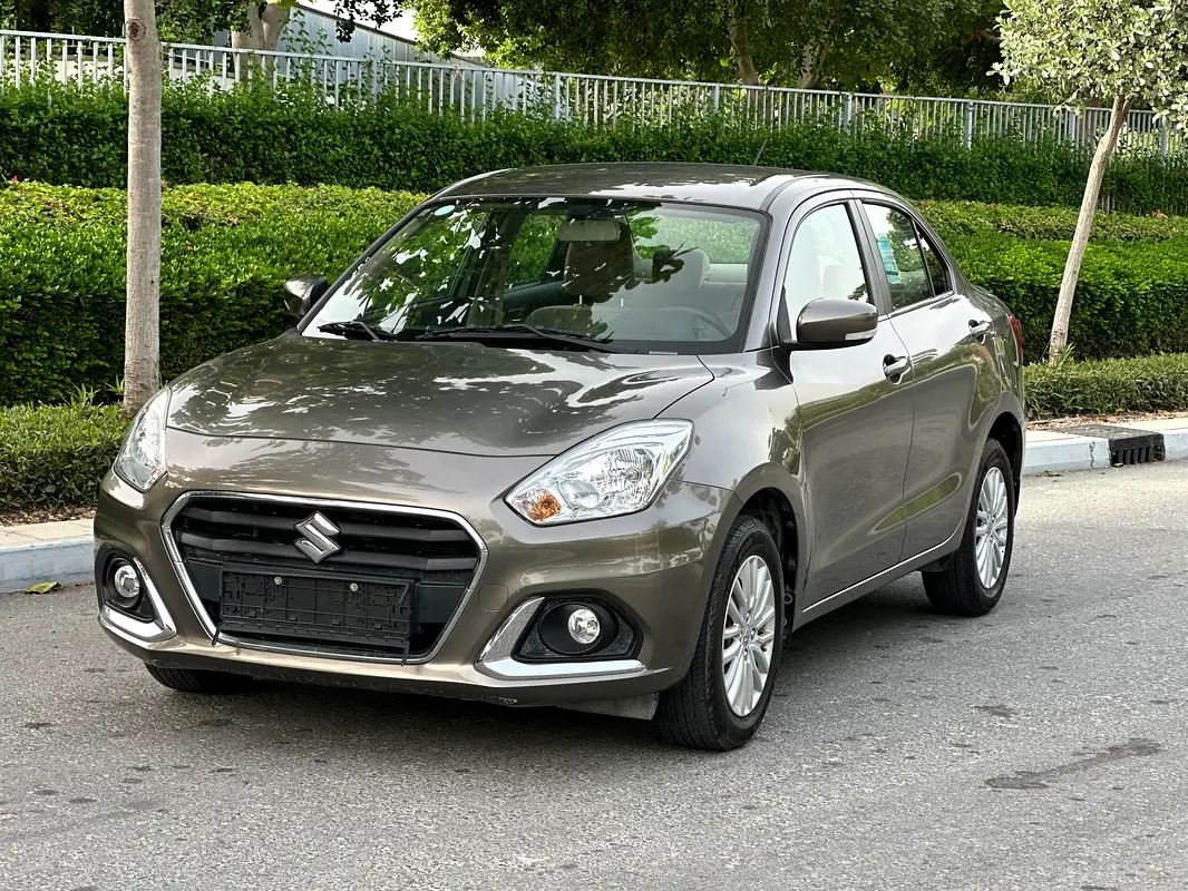 Suzuki Dzire 2023 — photo 1 of 10