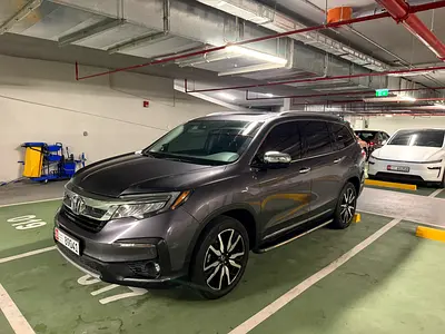 Honda Pilot Touring 2021 GCC. Full service history in Honda. Under warranty